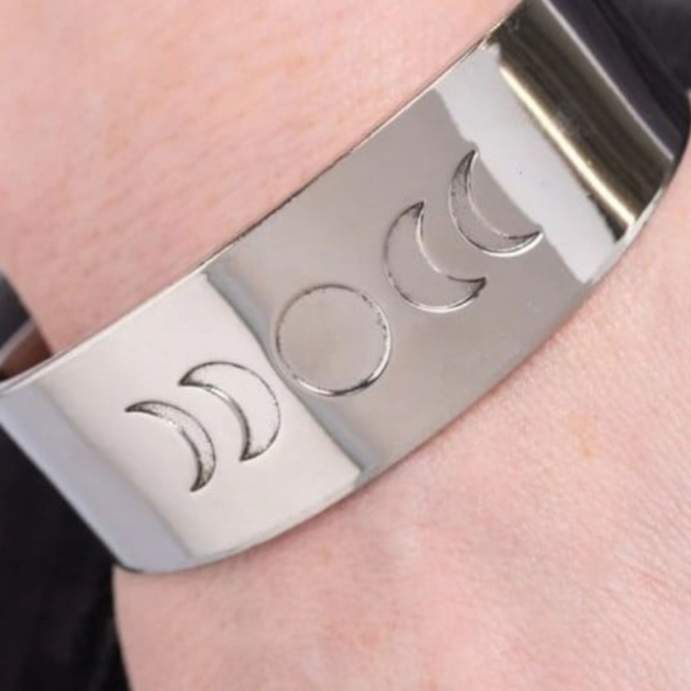 Paparazzi Silver Celestial Cuff Bracelet Lunar Effect Moon Fashion Jewelry - Picture 3 of 3